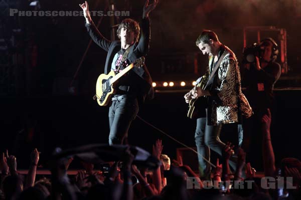 THE LAST SHADOW PUPPETS - 2016-08-26 - SAINT CLOUD - Domaine National - Grande Scene - 